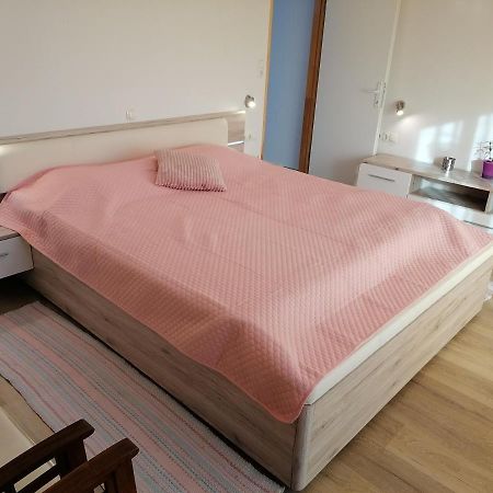 Kika Apartman Dramalj Kültér fotó