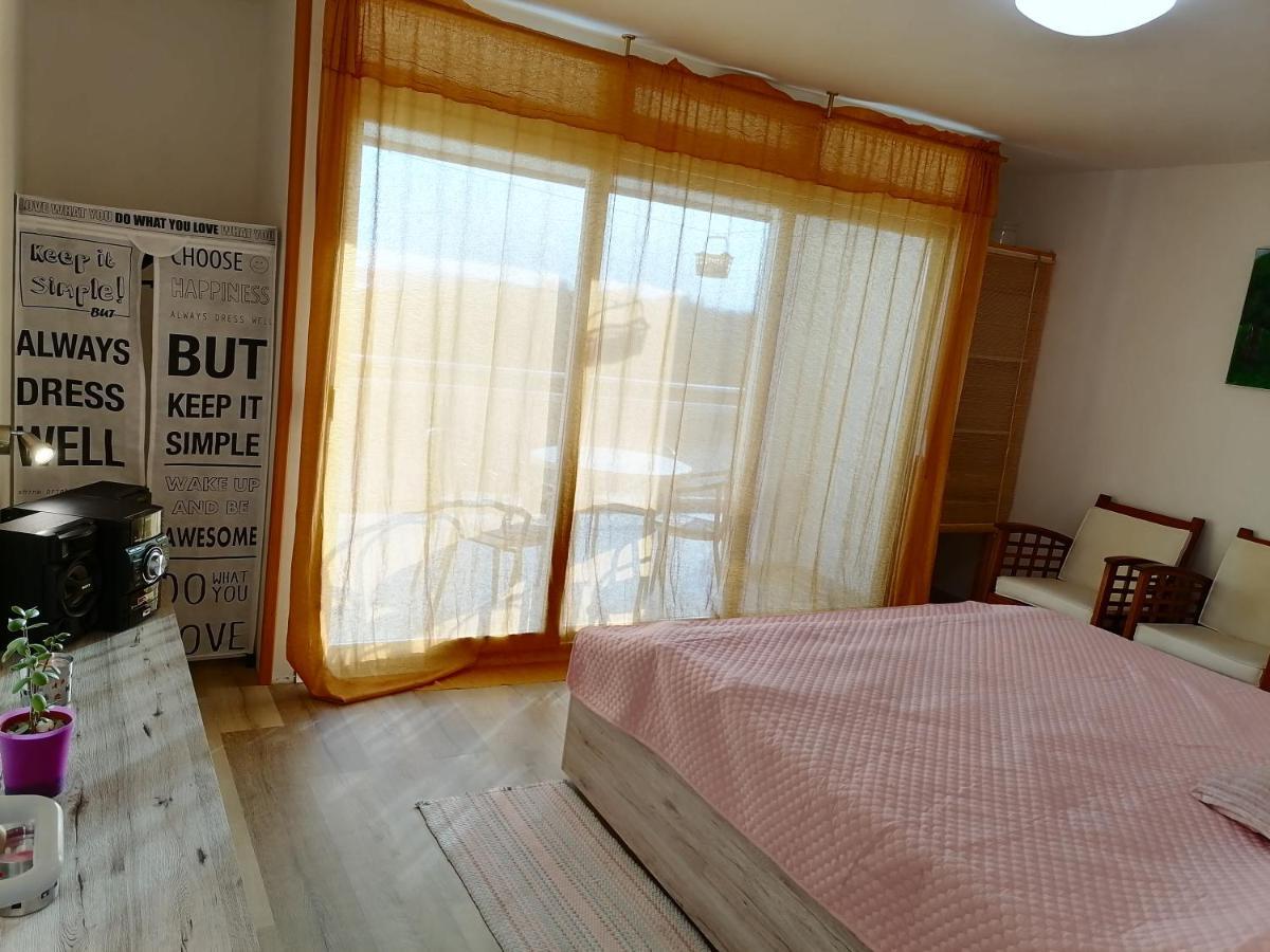 Kika Apartman Dramalj Kültér fotó